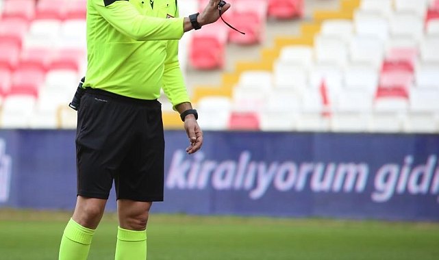 Beşiktaş - Konyaspor maçının VAR'ı Mustafa Öğretmenoğlu