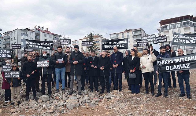 Besni'de depremzedeler müteahhite tepki gösterdi