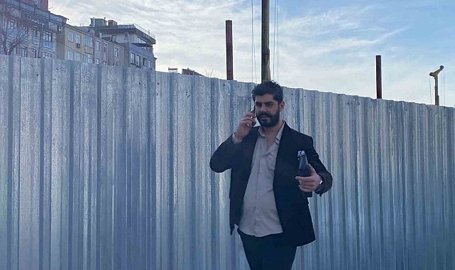 Beyoğlu'da ünlülerin kuaförü lüks aracıyla zincirleme kazaya neden oldu