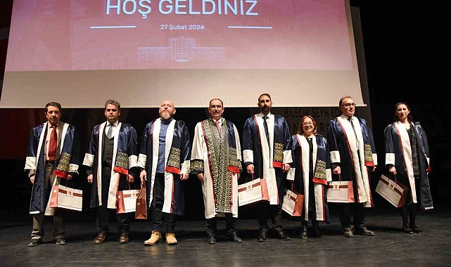 Bilecik'te 'Akademik Cübbe Giyme ve Ödül Töreni'