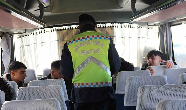 Bolvadin'de jandarmadan okul servis sürücülerine yönelik denetim