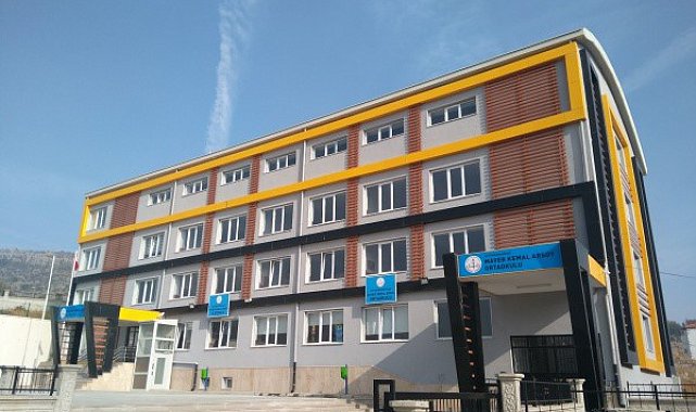 Bu okul başarıya doymuyor