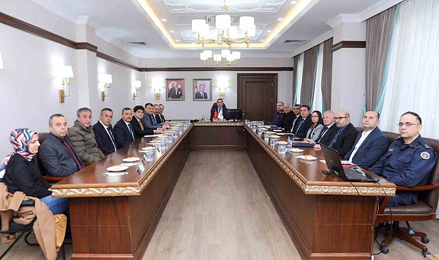 Burdur'da 2023-2024 eğitim öğretim yılı ikinci dönemi güvenlik toplantısı yapıldı