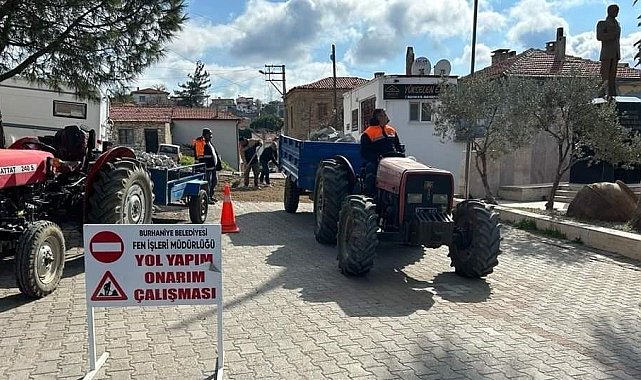 Burhaniye genelinde yol çalışmaları sürüyor