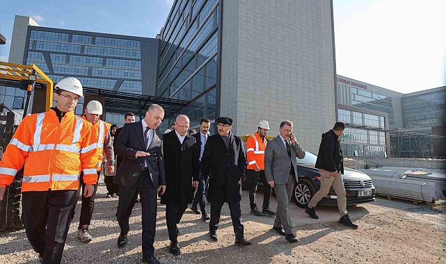 Bursa Valisi Mahmut Demirtaş Ali Osman Sönmez Çekirge Devlet Hastanesinde incelemelerde bulundu