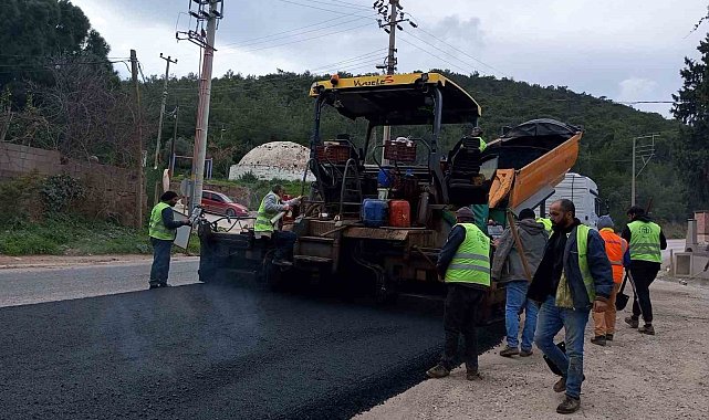 Büyükşehir Belediyesi Bodrum'da 24 bin metrelik sıcak asfalt çalışmasını tamamladı