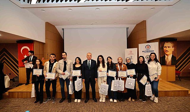 Büyükşehir'den fark oluşturan proje; Nitelikli Genç, Güçlü Denizli