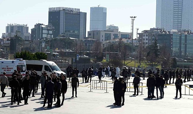 Çağlayan saldırganlarının çantaları bomba imha uzmanları tarafından incelendi