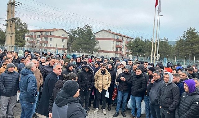 Çelikler Holding'e ait termik santrallerinde çalışan yüzlerce işçi eylem yaptı