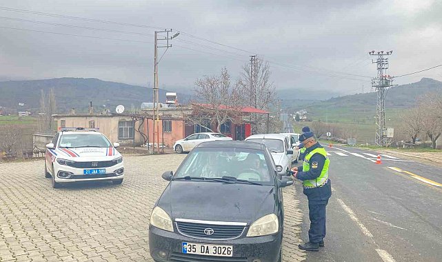 Çermik'te emniyet kemeri takmayanlara geçit verilmiyor