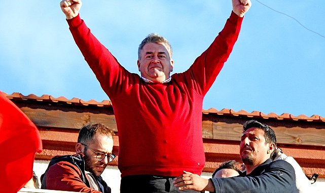 Çeşme Belediye Başkanı Oran, aday olmayacağını açıkladı