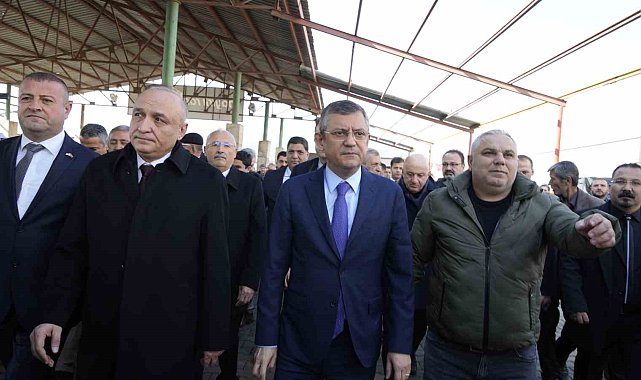 CHP Lideri Özel: "Böyle bir günde siyaset yapılmasını doğru bulmuyorum"