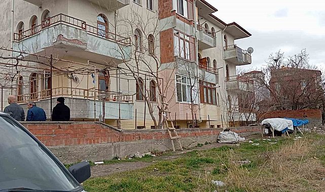 Çıktığı merdivenden düşen yaşlı adam hayatını kaybetti