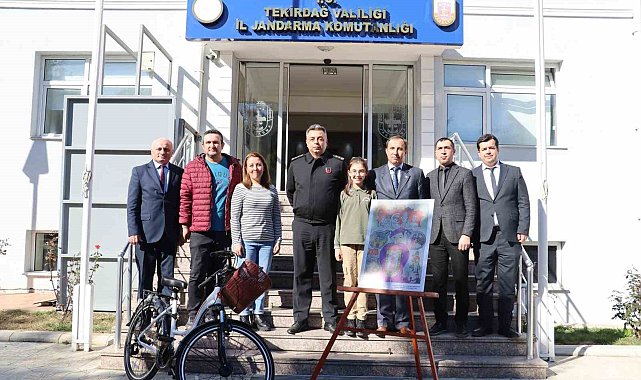 Çizdiği jandarma resmiyle dereceye girdi