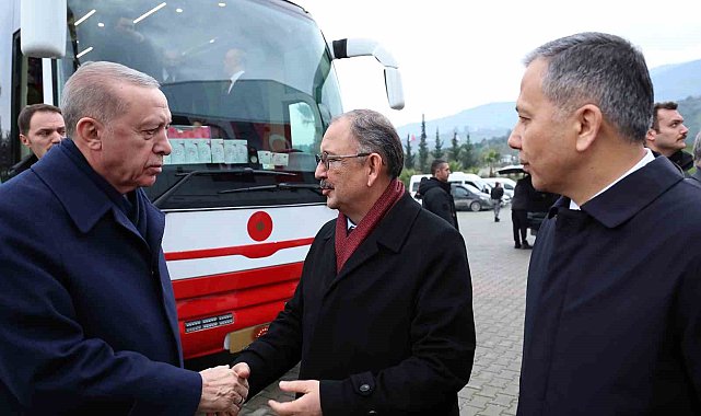 Cumhurbaşkanı Erdoğan, Hatay'da kura çekim ve konut teslim törenine katıldı
