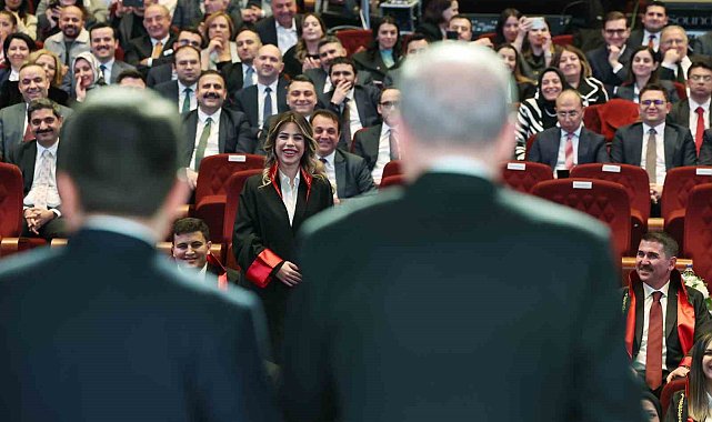 Cumhurbaşkanı Erdoğan: "Yüksek yargı kurumlarımız arasındaki ihtilafı gidermek mecburiyetindeyiz"