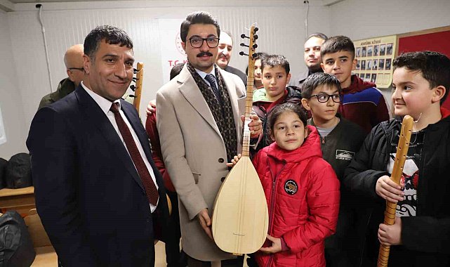 Deprem bölgesindeki müzisyenlere destek