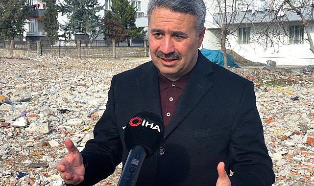 Depremde annesini ve yengesini kaybeden milletvekili o geceyi anlattı