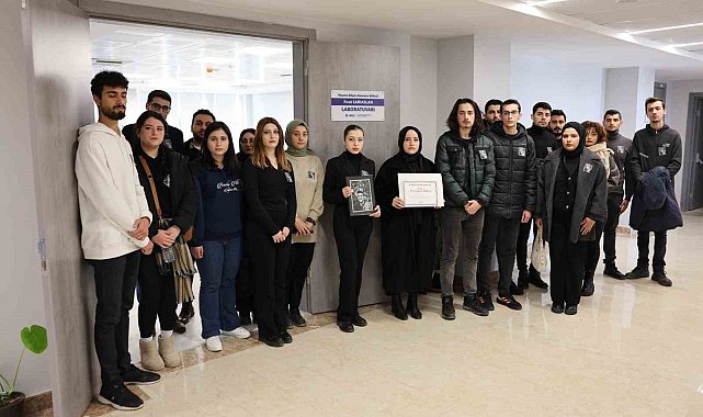 Depremde hayatını kaybeden üniversite personeline vefa