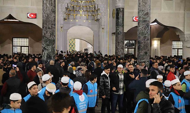Depremde vefat edenler için Gaziantep'te Mevlid-i Şerif okutuldu