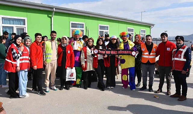 Depremin 1. Yıl dönümünde Siverekli STK'lar Adıyamanlı Depremzedeleri unutmadı