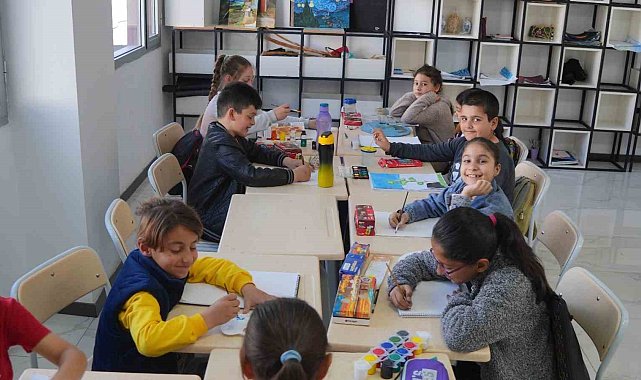 Didim'de geleceğin ressamları yetişiyor