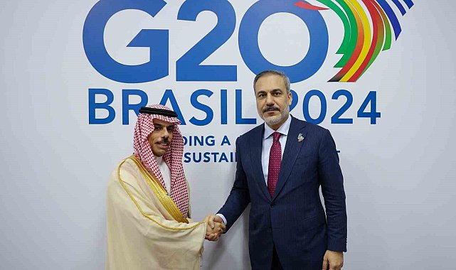 Dışişleri Bakanı Fidan, Suudi Arabistan Dışişleri Bakanı Farhan ile görüştü