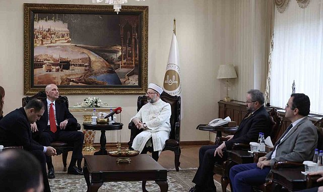 Diyanet İşleri Başkanı Erbaş, Gürcistan Devlet Din İşleri Ajansı Başkanı Vashakmadze'yi kabul etti