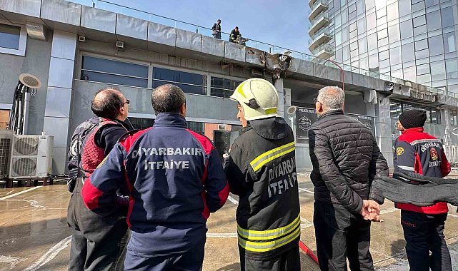 Diyarbakır'da restoranların ortak kullandığı baca alevlere teslim oldu