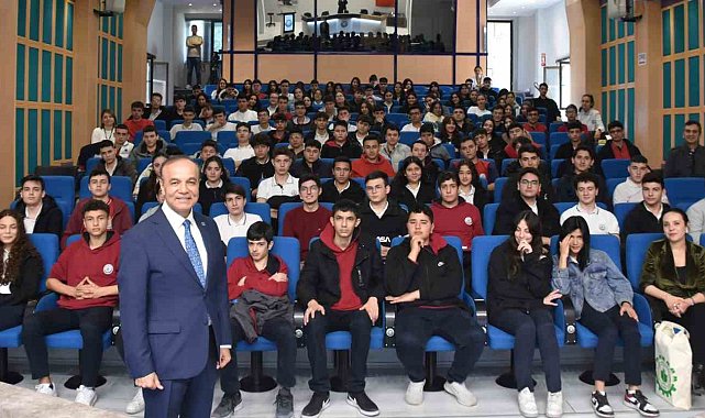 DOSTEK Koleji öğrencilerine vergi bilincini anlatıldı