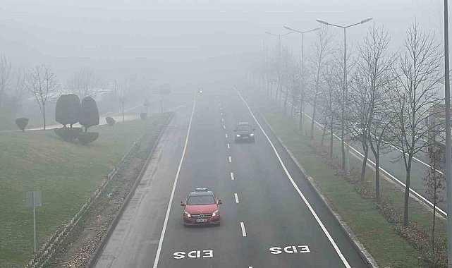 Düzce'de sis etkili oluyor