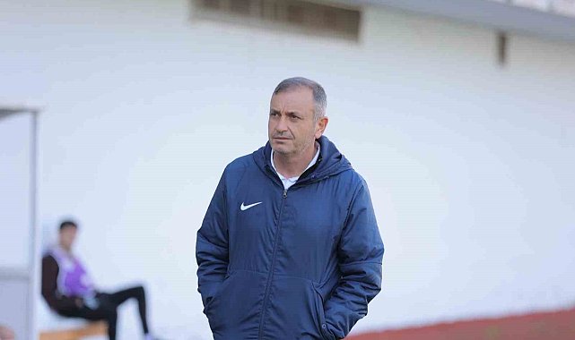 Efeler 09 SFK Teknik Direktörü Kanber: "Çözüm üretmeye çalıştık"