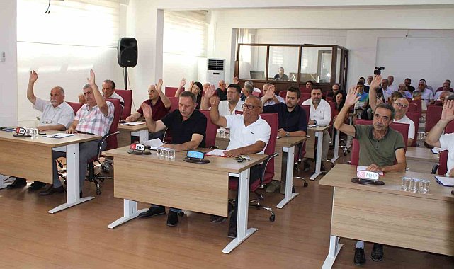 Efeler'de meclis komisyonlarında değişiklik