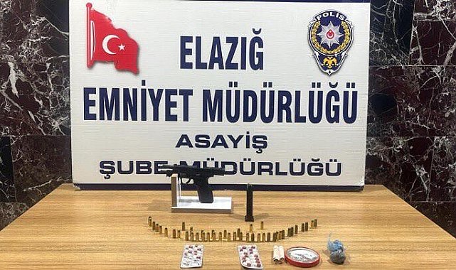 Elazığ'da 25 yıl kesinleşmiş hapis cezası bulunan şahıs, balkondan atlayarak kaçmaya çalıştı