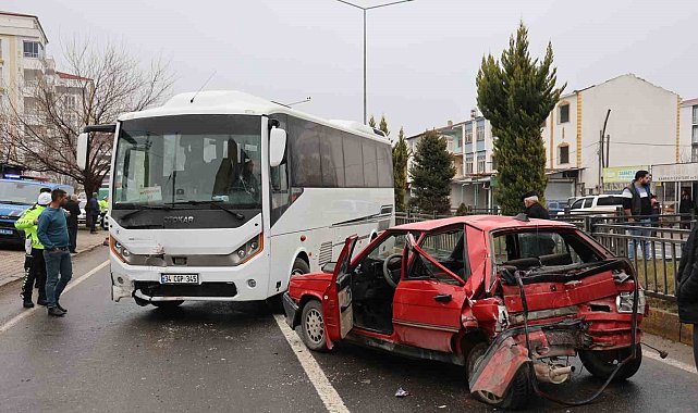 Elazığ'da zincirleme trafik kazası: 2 yaralı