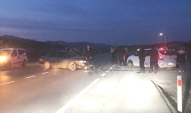 Emet-Hisarcık karayolunda trafik kazası: 7 yaralı
