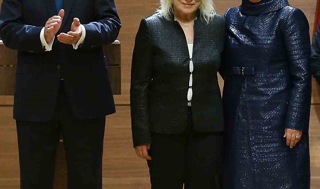 Emine Erdoğan'dan yazar Alev Alatlı için başsağlığı mesajı