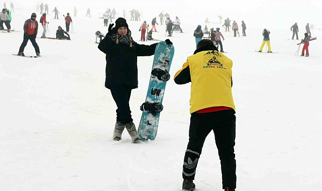 Erciyes tıklım tıklım doldu