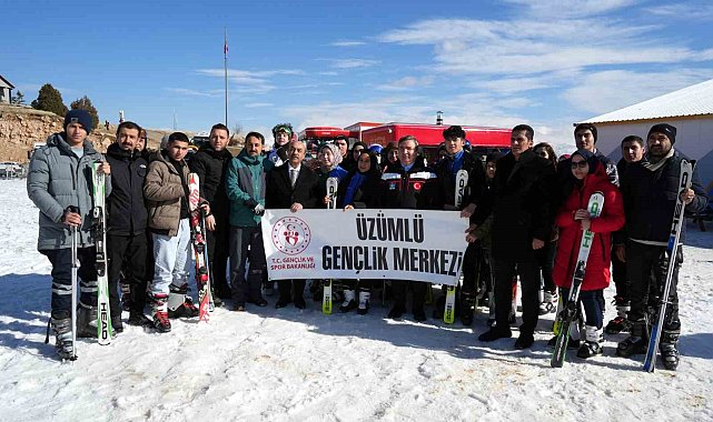 Erzincan kayak yapmayı bilmeyen öğrenci kalmayacak