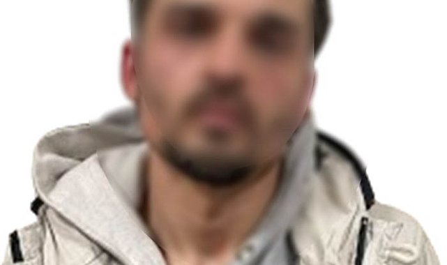 Esenler'de kombi hırsızlığı kamerada