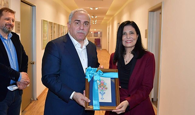 Fatih Belediye Başkanı Turan: "Kadırga Sanat Galerisi bu bölgenin ayağa kalkması için önemli bir proje"
