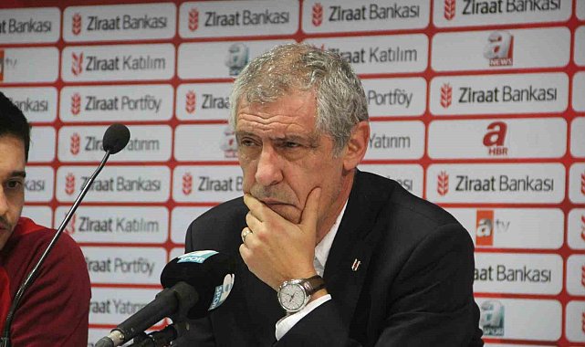 Fernando Santos: "2 gol bulup maçı çevirdik"