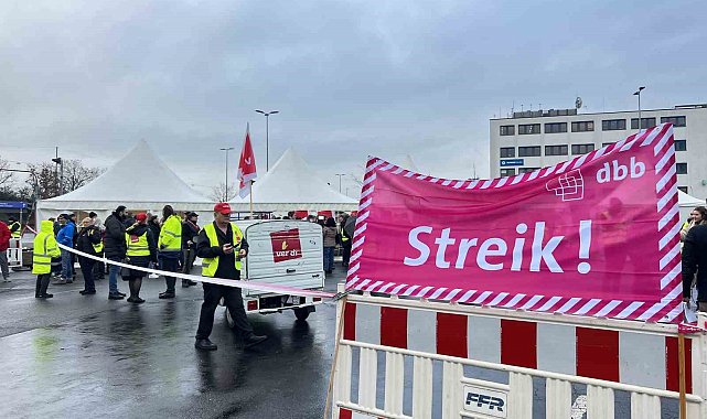 Frankfurt Havalimanı'nda işçiler greve gitti: 800 uçuş iptal edildi