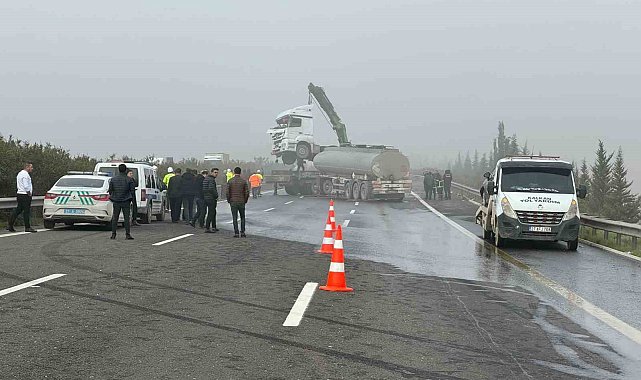 Gaziantep - Şanlıurfa yolunda zincirleme trafik kazası: 1 yaralı