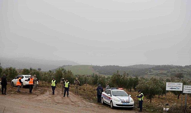 Gaziantep'te düşen helikopterin enkazını kaldırma çalışmaları devam ediyor