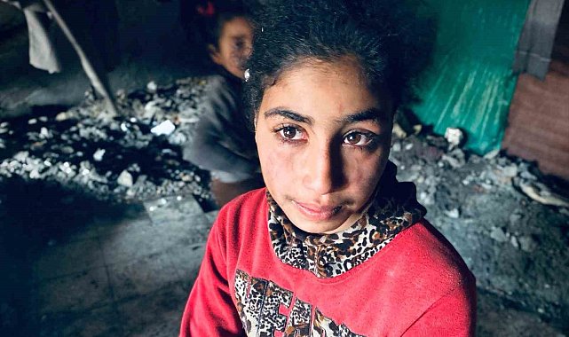 Gazzeliler sığındıkları enkaz halindeki binalarda yaşam mücadelesi veriyor