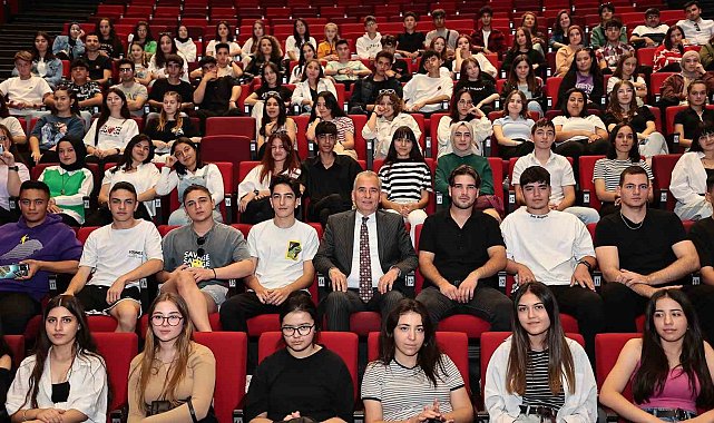 Gençlerin sınav ücreti büyükşehirden