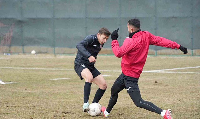 GMG Kastamonuspor Teknik Direktörü Levent Eriş: "Şampiyonluk yolundaki en güçlü adayız"