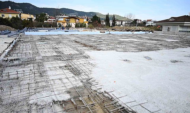Göynük kapalı pazar yerinde çalışmalar sürüyor