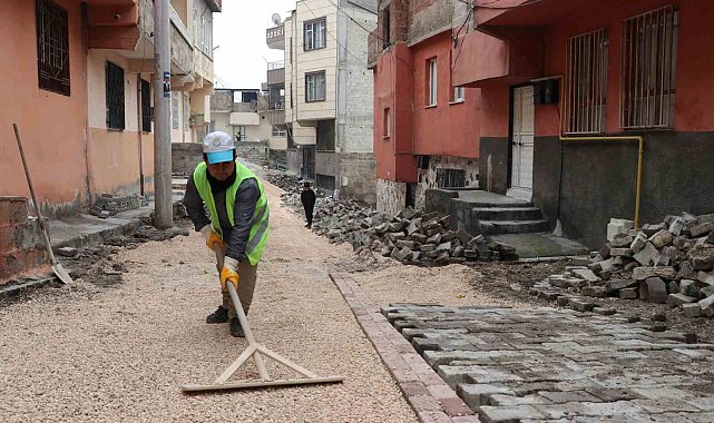 Haliliye'de sokaklar yenileniyor